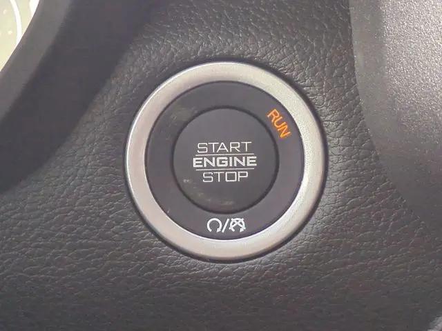 2026 Ram 1500 Express Crew Cab 4x4 57 Box