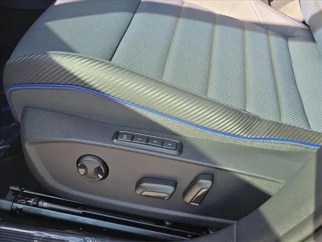 2026 Volkswagen Golf R Base