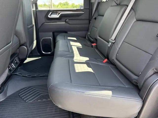 2026 Chevrolet Silverado 2500HD Crew Cab, Standard Bed, LT, 4WD
