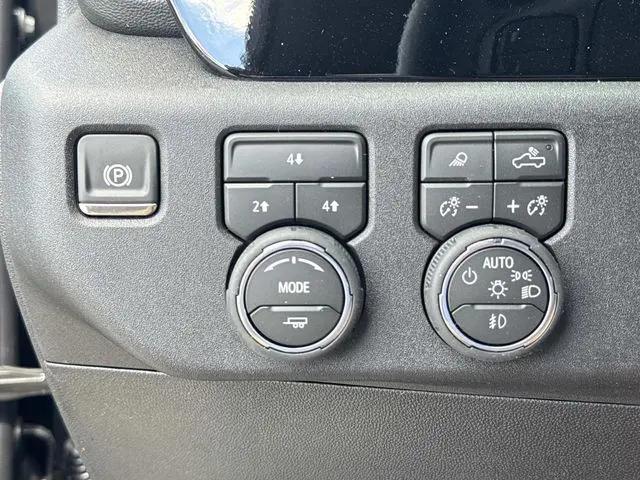 2026 Chevrolet Silverado 2500HD Crew Cab, Standard Bed, LT, 4WD