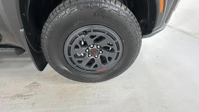 2026 Nissan Frontier Crew Cab PRO-4X 4x4