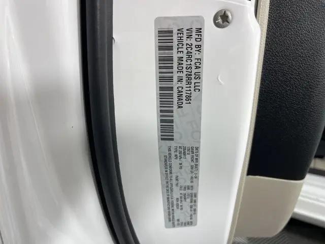 2024 Chrysler Pacifica Hybrid Select