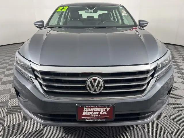 2022 Volkswagen Passat 2.0T SE