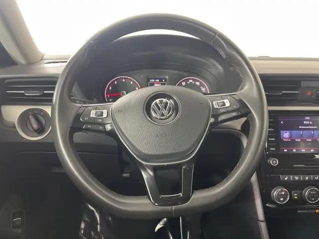 2022 Volkswagen Passat 2.0T SE