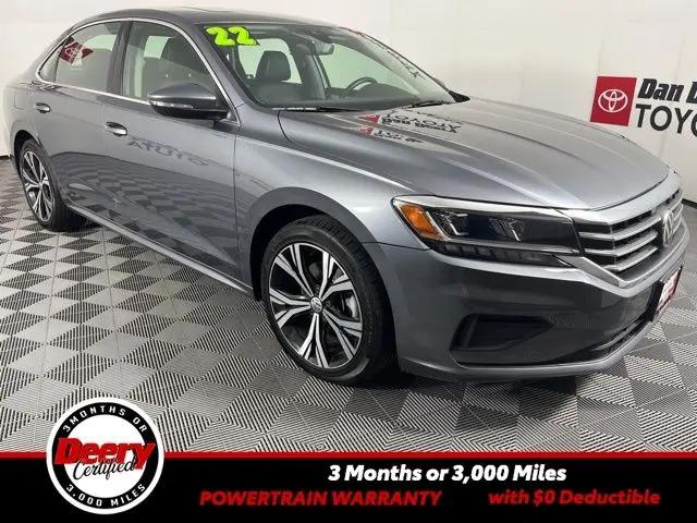 2022 Volkswagen Passat 2.0T SE for sale in Cedar Falls, IA