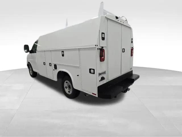 2026 Chevrolet Express Cutaway Work Van