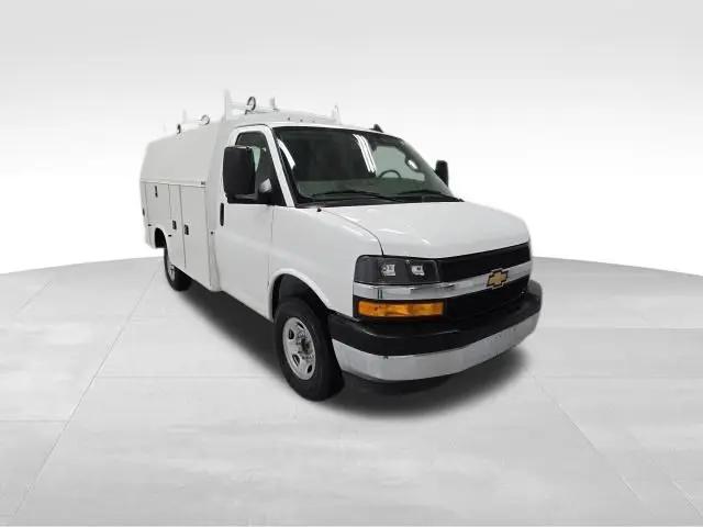 2026 Chevrolet Express Cutaway Work Van