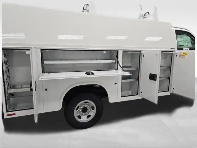 2026 Chevrolet Express Cutaway Work Van