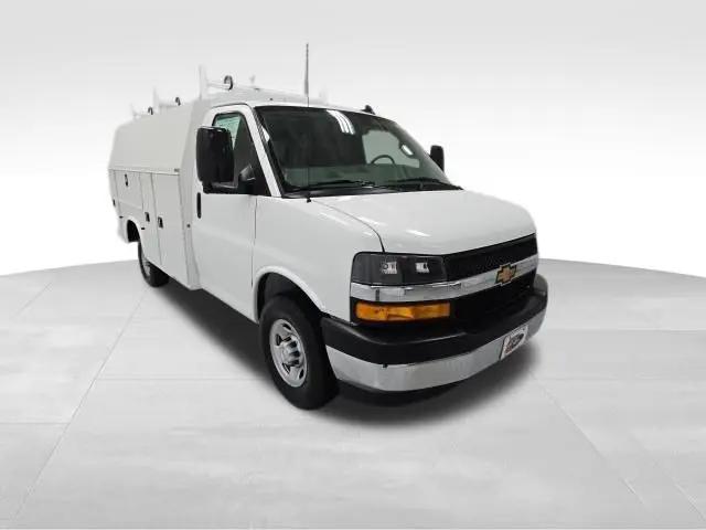 2026 Chevrolet Express Cutaway Work Van