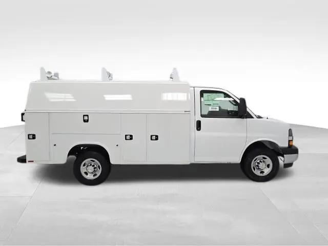 2026 Chevrolet Express Cutaway Work Van
