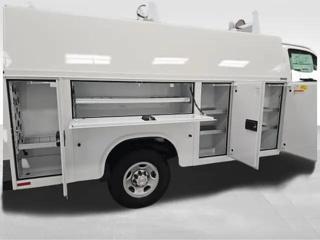 2026 Chevrolet Express Cutaway Work Van