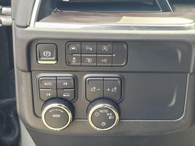 2025 Chevrolet Tahoe 4WD LT