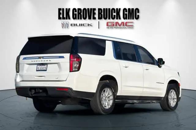 2024 Chevrolet Suburban 4WD LT
