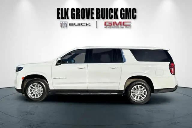 2024 Chevrolet Suburban 4WD LT