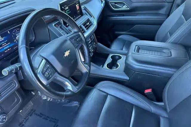 2024 Chevrolet Suburban 4WD LT