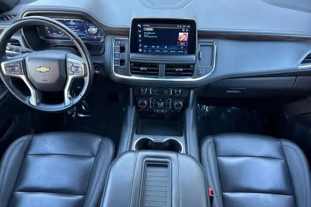 2024 Chevrolet Suburban 4WD LT