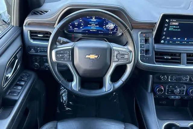 2024 Chevrolet Suburban 4WD LT