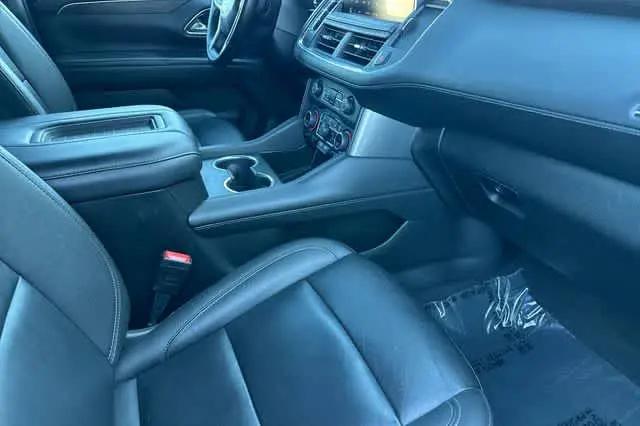 2024 Chevrolet Suburban 4WD LT