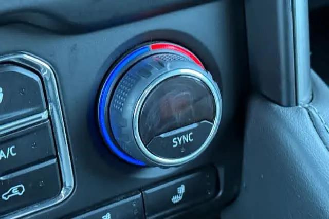 2024 Chevrolet Suburban 4WD LT