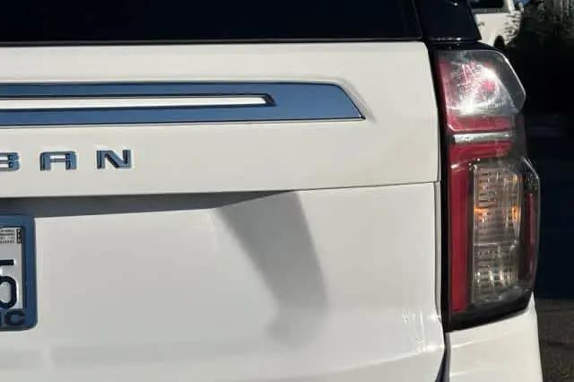 2024 Chevrolet Suburban 4WD LT