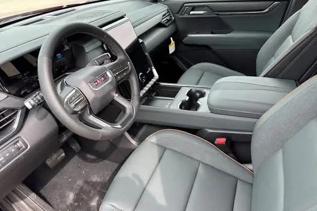 2026 GMC Acadia AT4 AWD