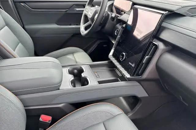 2026 GMC Acadia AT4 AWD