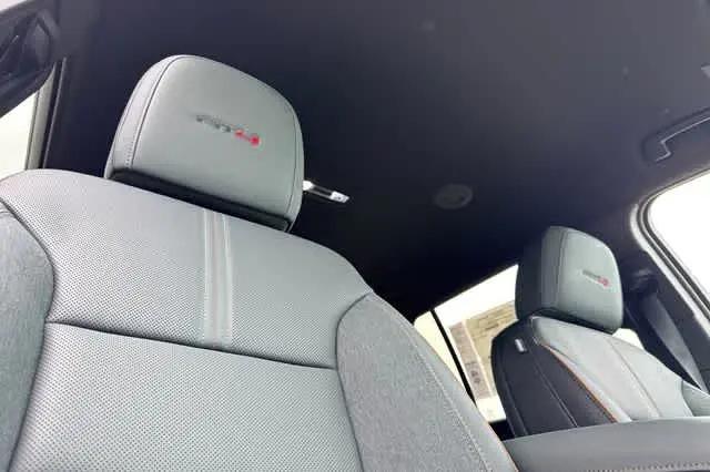 2026 GMC Acadia AT4 AWD