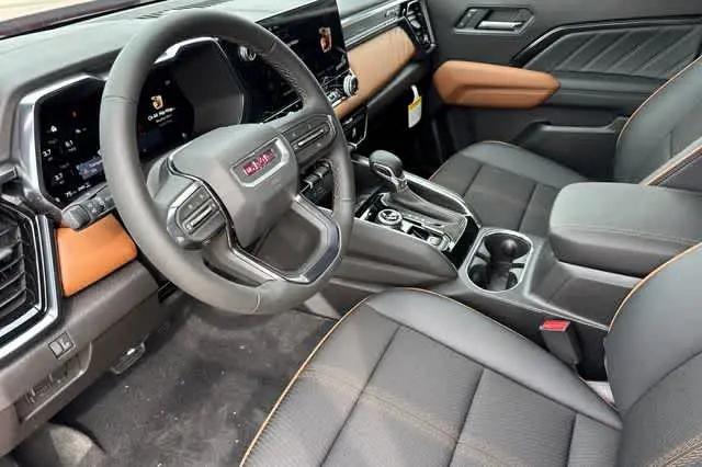 2026 GMC Canyon AT4, 4WD