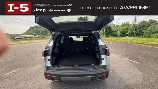 2026 Jeep Cherokee Laredo 4x4
