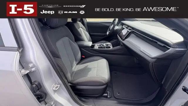 2026 Jeep Cherokee Laredo 4x4