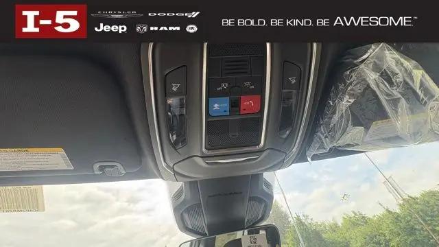 2026 Jeep Cherokee Laredo 4x4