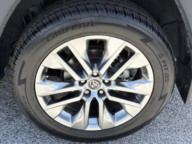 2021 Toyota RAV4 Limited