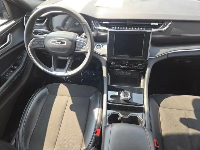 2023 Jeep Grand Cherokee L Altitude 4x4