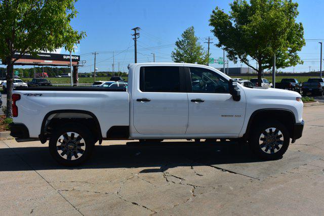 2021 Chevrolet Silverado 2500HD 4WD Crew Cab Standard Bed Custom