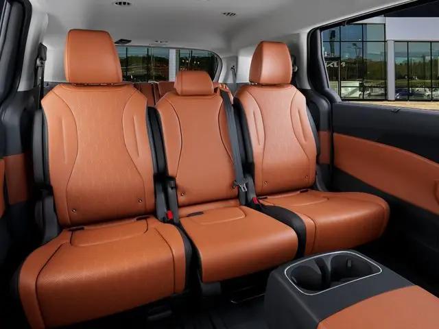 2026 Kia Carnival MPV EX