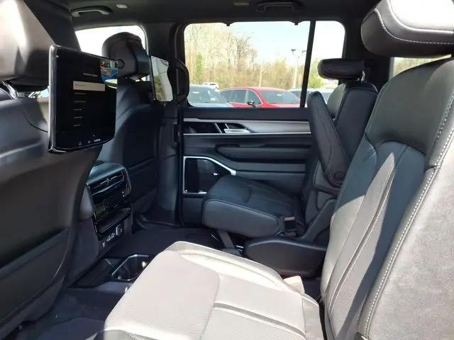 2026 Jeep Grand Wagoneer Limited Reserve 4x4