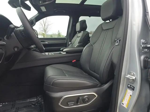 2026 Jeep Grand Wagoneer Limited Reserve 4x4