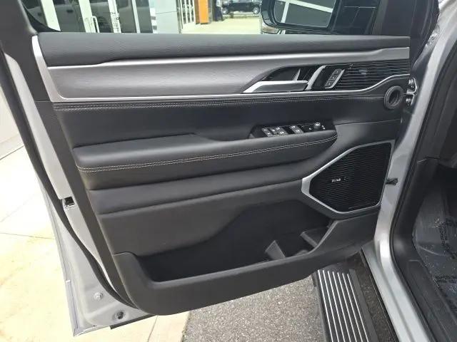 2026 Jeep Grand Wagoneer Limited Reserve 4x4