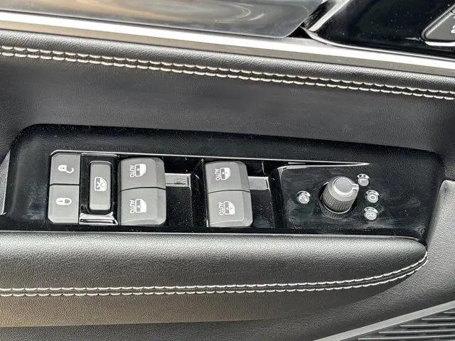 2026 Jeep Grand Wagoneer Limited Altitude 4x4
