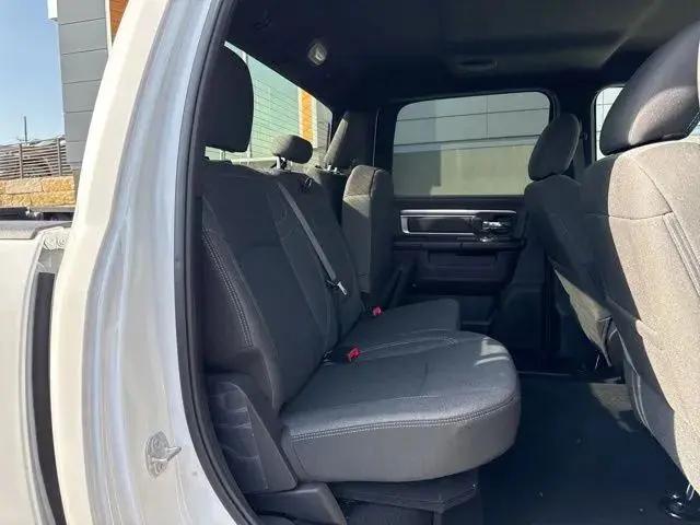 2024 Ram 1500 Classic Warlock Crew Cab 4x4 5'7" Box