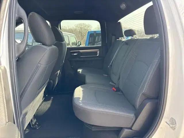 2024 Ram 1500 Classic Warlock Crew Cab 4x4 5'7" Box