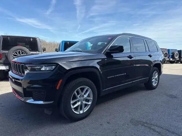 2025 Jeep Grand Cherokee L Laredo 4x4