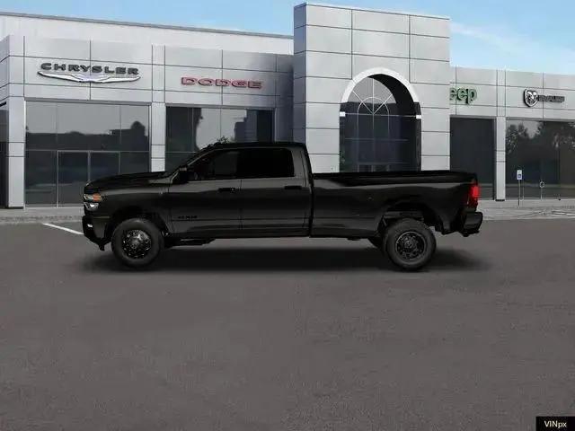 2026 Ram 3500 Big Horn Crew Cab 4x4 8' Box