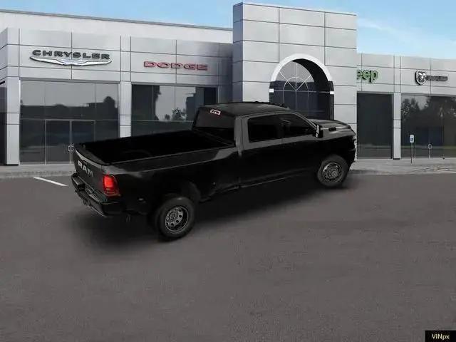 2026 Ram 3500 Big Horn Crew Cab 4x4 8' Box
