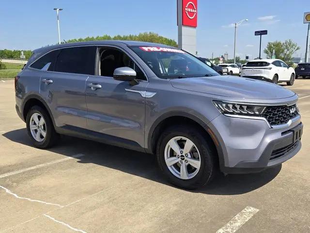 2022 Kia Sorento LX