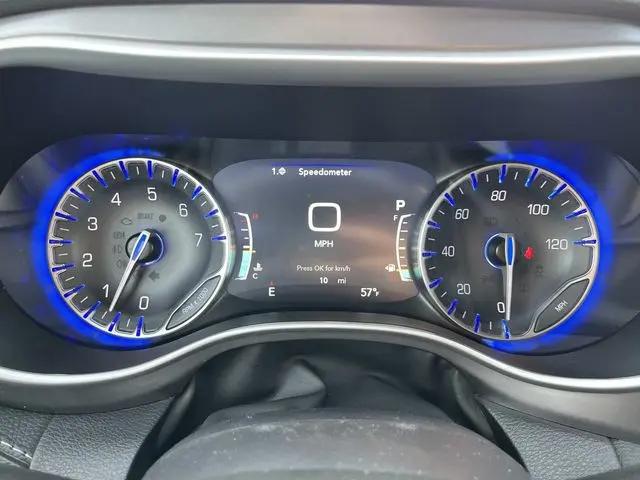 2026 Chrysler Pacifica Select AWD