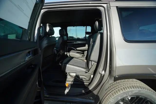 2026 Jeep Grand Wagoneer Limited Reserve 4x4