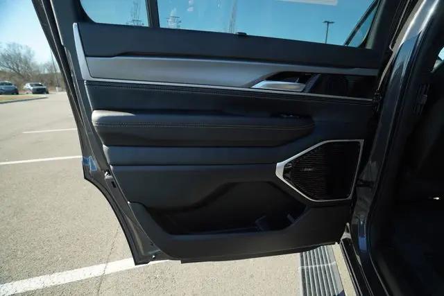 2026 Jeep Grand Wagoneer Limited Reserve 4x4
