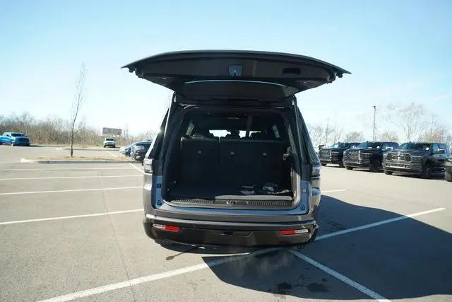 2026 Jeep Grand Wagoneer Limited Reserve 4x4