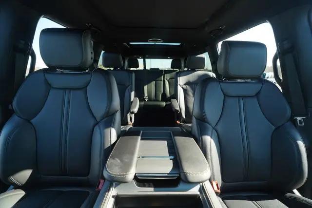 2026 Jeep Grand Wagoneer Limited Reserve 4x4